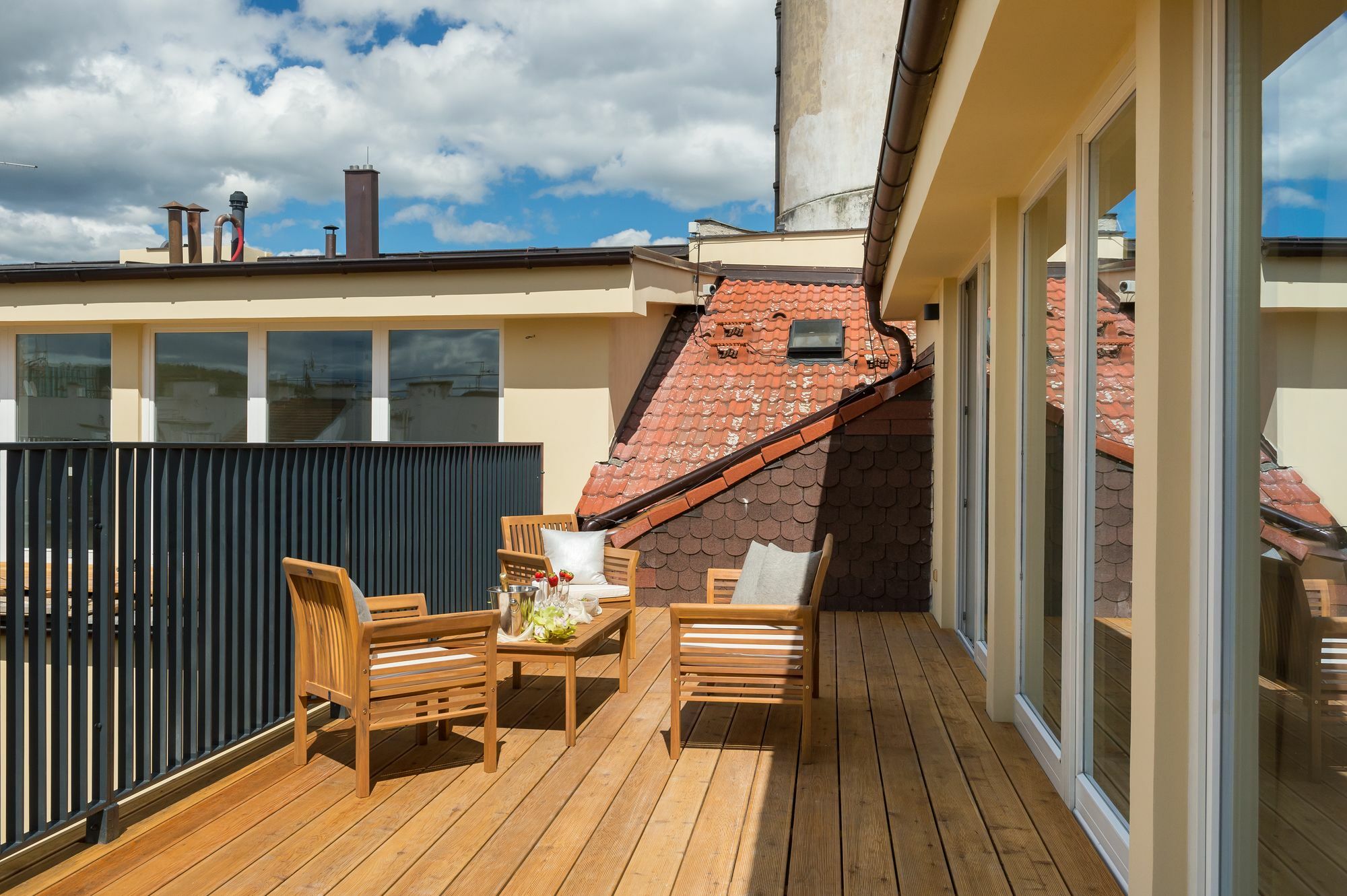 Jindrisska Apartments Прага Экстерьер фото